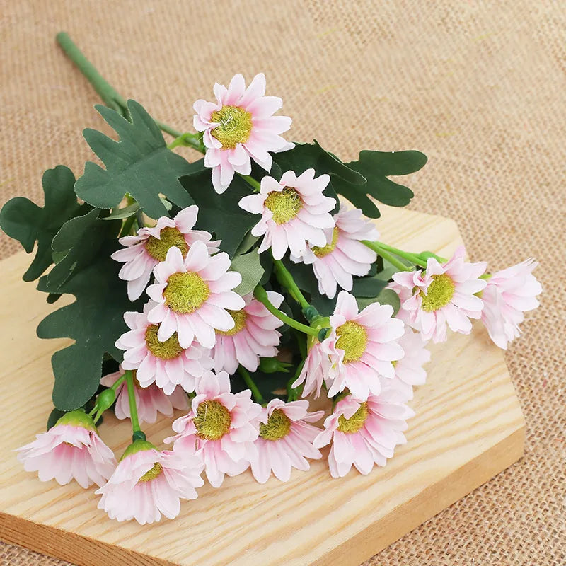 Artificial Flowers Beautiful Silk Daisy Bouquet Valentine Vase Home Room Table Wedding Decora Household Product Diy Gifts Prop