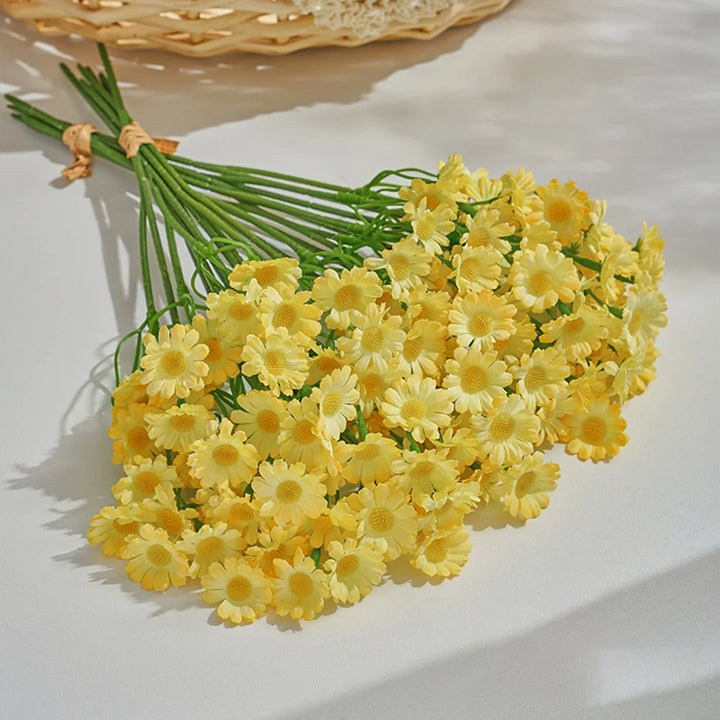 60heads Artificial Daisy Flowers Small Daisy Fake Flower Bouquet for Valentines Wedding Party Table Decoration DIY Home Decor