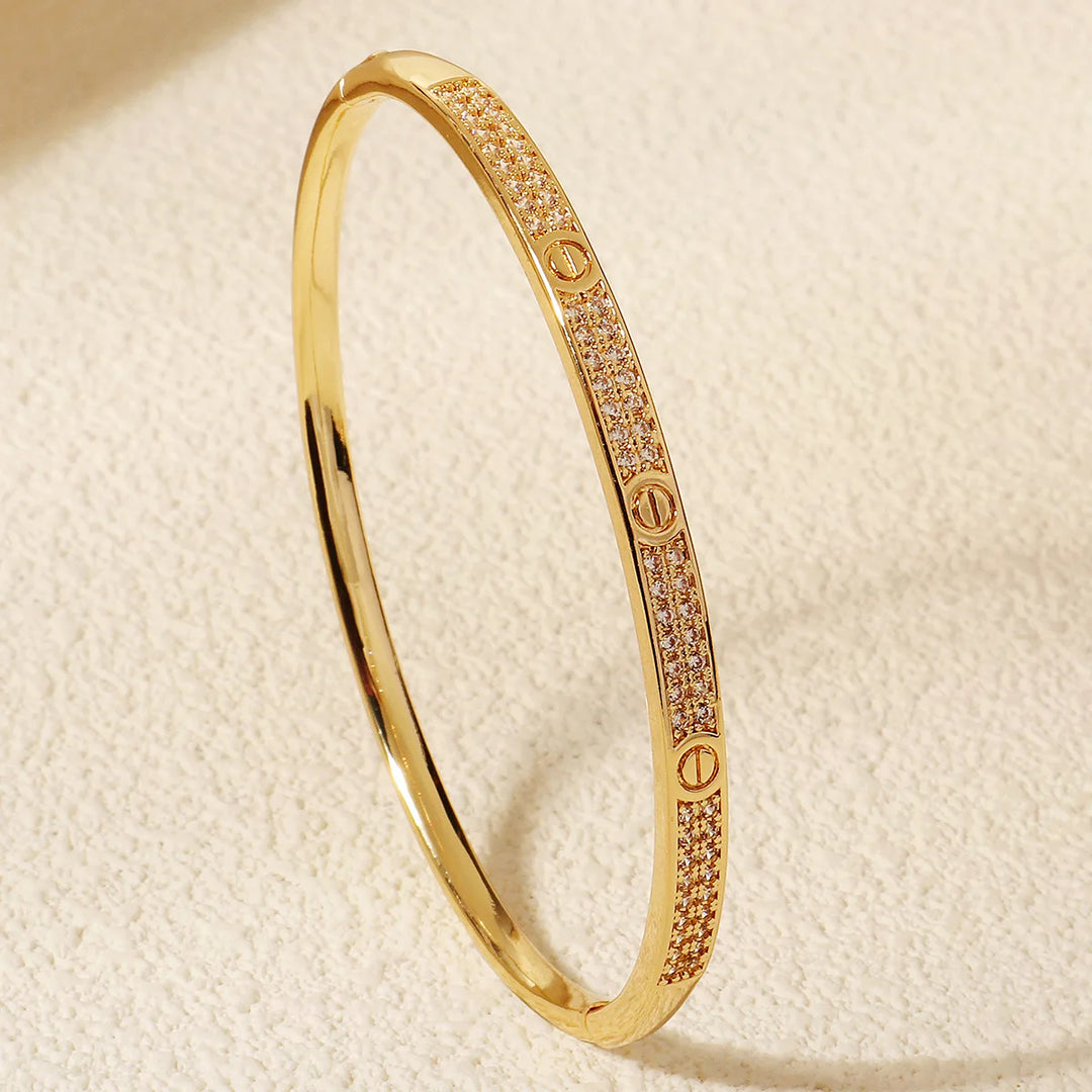 QYY Valentine's Day Simple Fashion Copper with Zirconia Open Bracelet Classic Woman's Jewelry Everyday Bracelets As Gifts